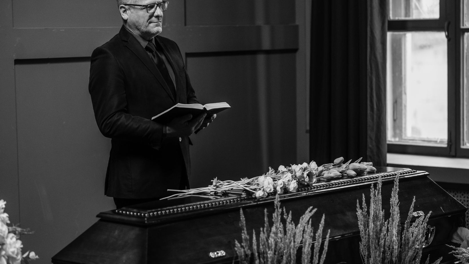 Memorials & Tributes At Lea Funeral Home Obituaries My Garden And Patio