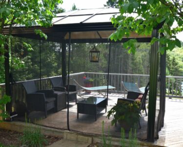 gazebo with screen