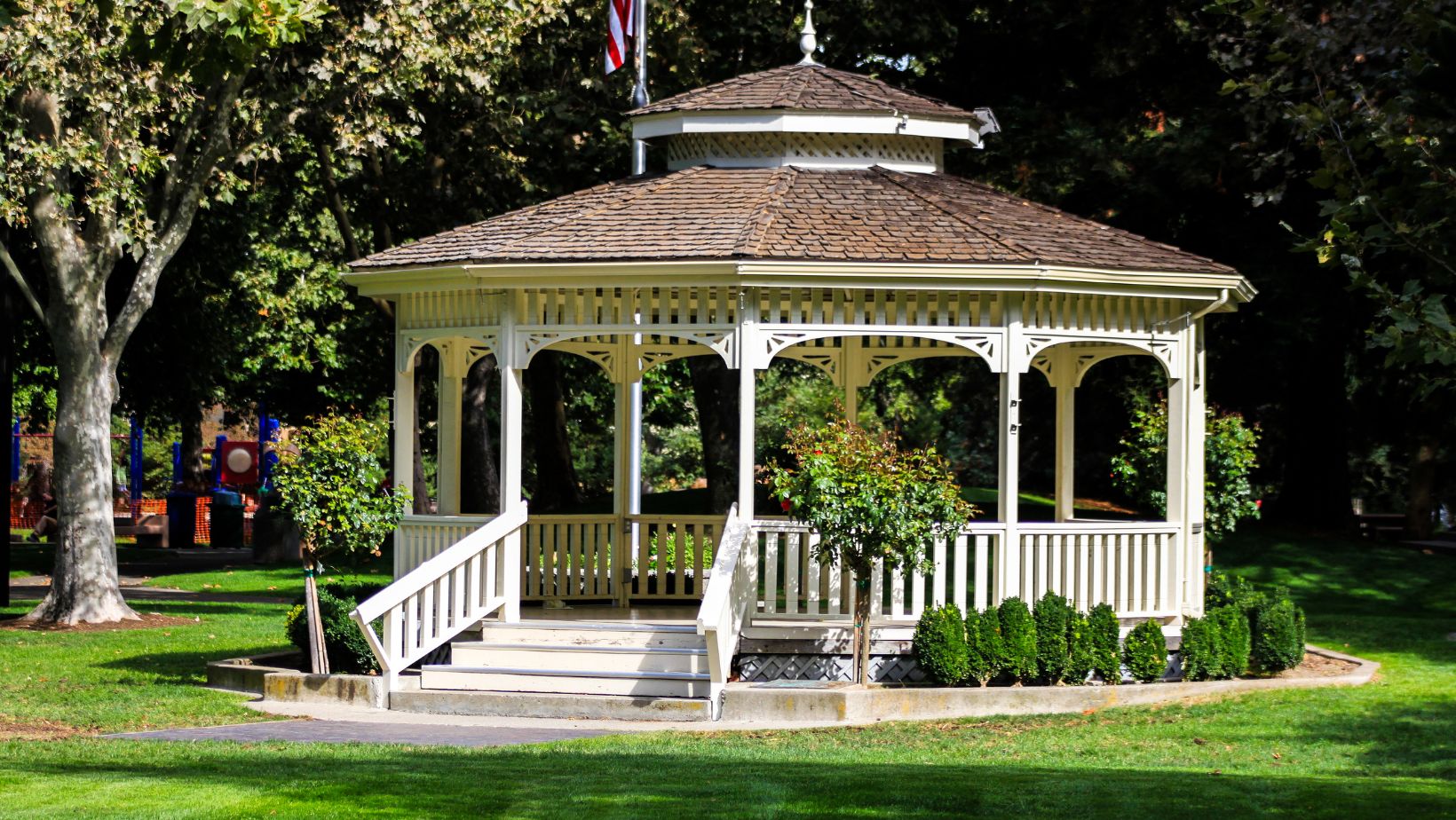 Autumn Cove Gazebo Embrace the Tranquility of Nature My Garden And Patio