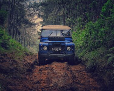 blue grey jeep
