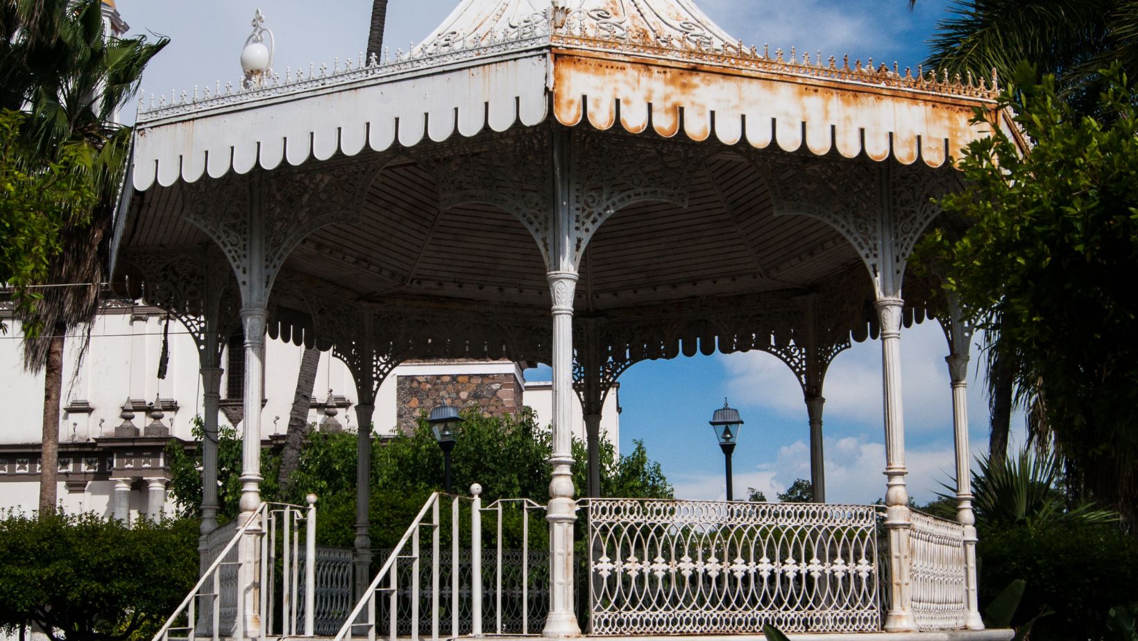 Broyhill Gazebo 10x12 A Right Choice Of Outdoor Oasis My Garden And Patio