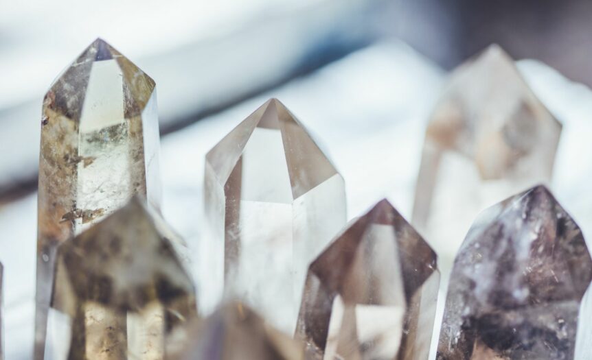how is a quartz crystal not a solid or a liquid?