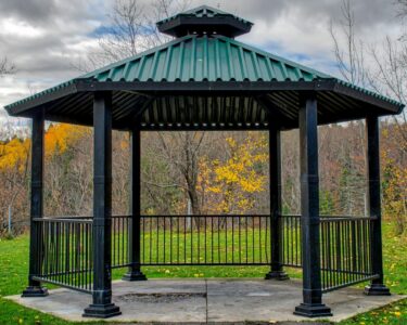 gazebo with floor