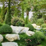 9 Garden Decor Ideas On a Budget