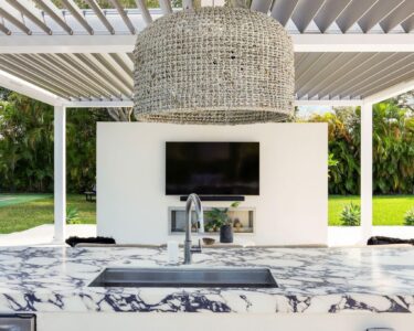 modern pergola, outdoor living spaces, pergola installation, backyard pergola ideas, custom pergolas, pergola design trends, outdoor pergola builder, modern outdoor pergola, enhance outdoor space, luxury pergolas