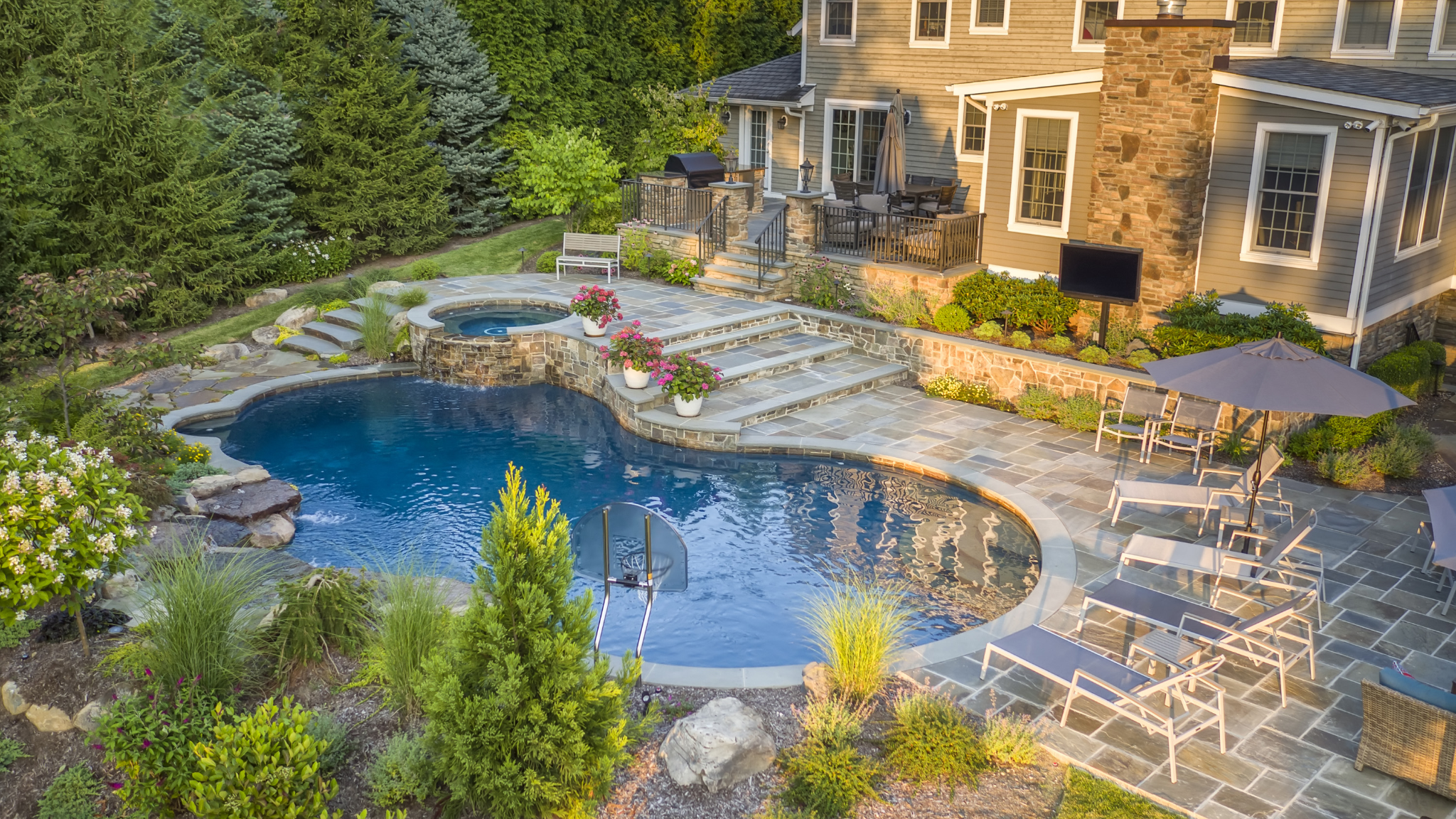 backyard pool cleaning, pool upgrades for gardens, patio pool maintenance, pool cleaning services, garden pool renovation, best backyard pool care, patio pool upgrade ideas, pool cleaning solutions, residential pool enhancements, professional pool maintenance